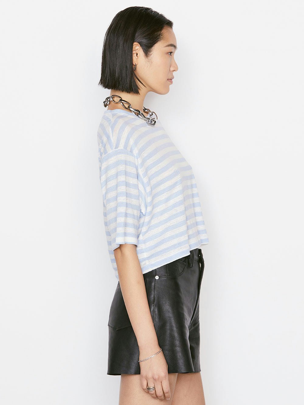 tee side view